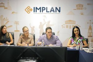 Héctor Santana reafirma su apoyo a las mujeres con la instalación del Consejo Asesor del Instituto Municipal de la Mujer.