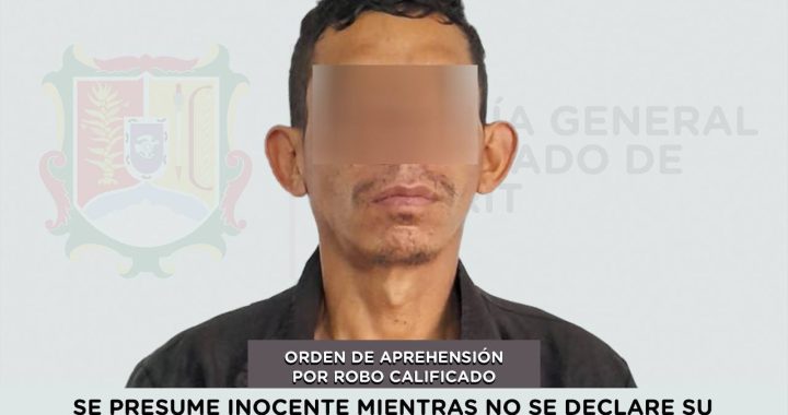 SE LE CUMPLIMENTA ORDEN DE APREHENSIÓN POR ROBO CALIFICADO.