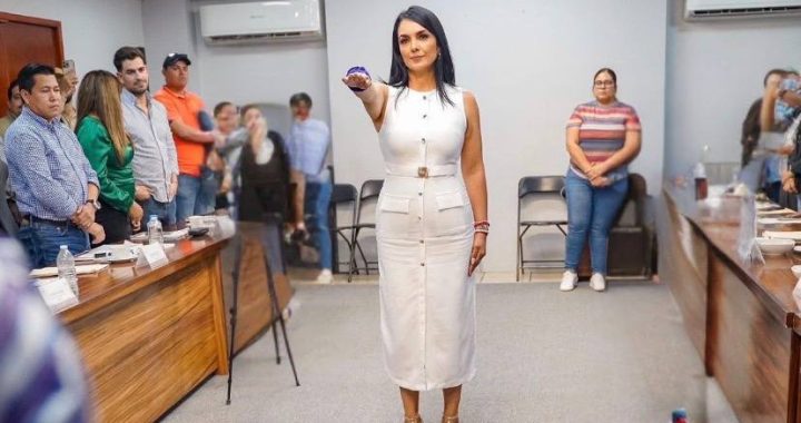 Cabildo de Bahía de Banderas aprueba nuevos titulares en el Instituto de la Mujer y Tesorería.
