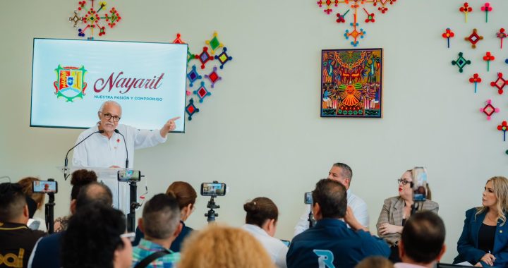 Informa Miguel Ángel Navarro avances en salud, infraestructura y desarrollo para Nayarit.