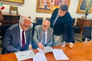 Sostiene Miguel Ángel Navarro reuniones clave en la Ciudad de México por la salud y el campo de Nayarit.