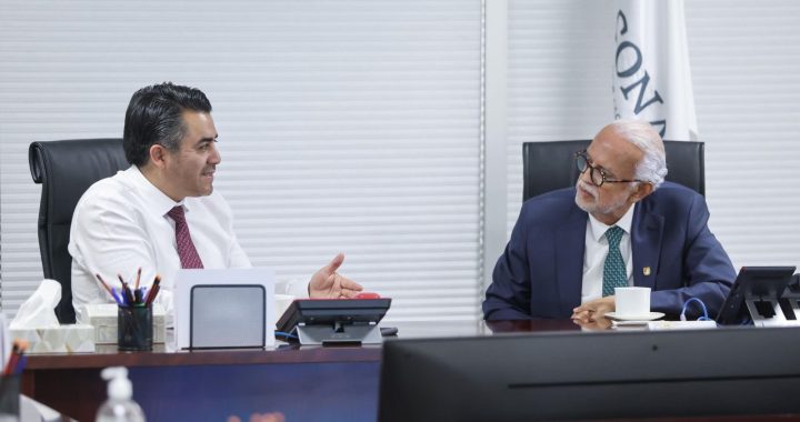 Navarro Quintero Se Reune Con el director general de CONAGUA, Efraín Morales López.