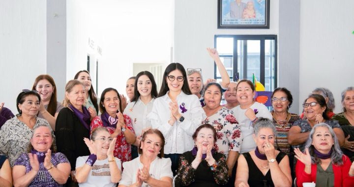 Geraldine Ponce reconoce la lucha y legado de mujeres de la tercera edad en Tepic.