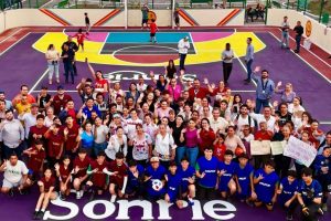 ENTREGA GERALDINE PONCE, CANCHA DEPORTIVA TOTALMENTE REHABILITADA EN EL FRACCIONAMIENTO JACARANDAS DE TEPIC.