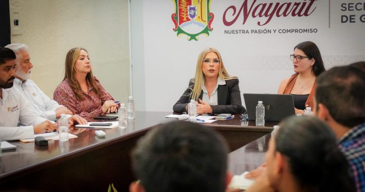 Gobierno de Nayarit impulsa taller para fortalecer la legalidad y prevenir faltas administrativas en el servicio público.