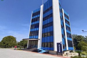 Facilita SEP diálogo entre la Universidad Autónoma de Nayarit y el IMSS para atender adeudos históricos de los ejercicios fiscales de 2017 y 2018.