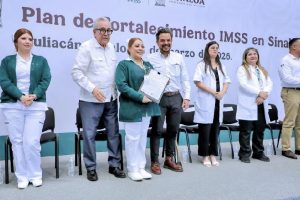 Fortalece IMSS infraestructura, personal médico yservicios en Sinaloa con entrega de 60 plazas definitivas.
