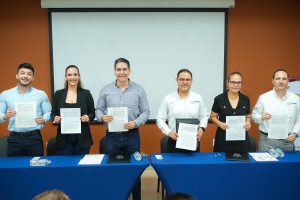 Convenio entre el H. XII Ayuntamiento de Bahía de Banderas y CEDH busca garantizar atención digna y eficiente a la ciudadanía.