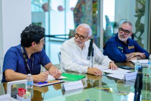 Avanza Miguel Ángel Navarro en proyecto de Almacén Regional de Medicamentos en Tepic.