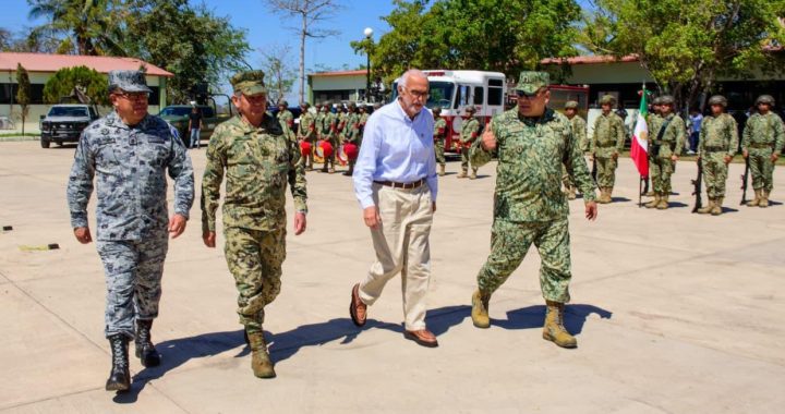 Encabeza Miguel Ángel Navarro gira de trabajo en Acaponeta por la seguridad de Nayarit.