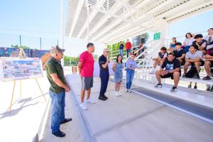 Miguel Ángel Navarro impulsa espacios deportivos de calidad en Tepic.