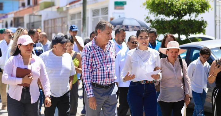 Geraldine se reúne con habitantes de la colonia Unidad Obrera CTM