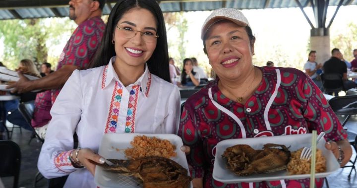 Asiste Geraldine al Festival de la Mojarra en San Pedro Lagunillas.