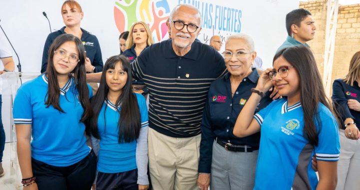 Madres, padres e hijos estrechan lazos y mejoran su convivencia con el programa “Familias Fuertes: Amor y Límites”, impulsado por Beatriz Estrada.