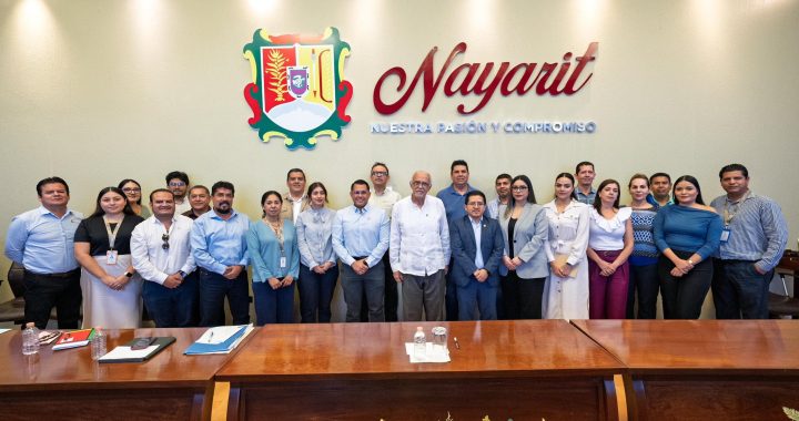 Miguel Ángel Navarro da seguimiento a acciones de transparencia y control interno en Nayarit.