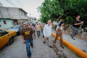 Miguel Ángel Navarro atiende de frente las necesidades de las familias de la colonia Reforma.
