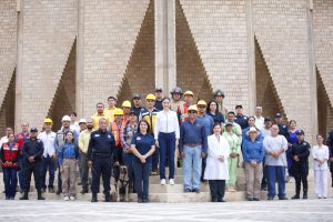 Geraldine Ponce cumple con pago de laudos y estímulos a trabajadores del Ayuntamiento.