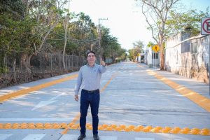 Gobierno de Bahía de Banderas entrega nueva vialidad en San Vicente.