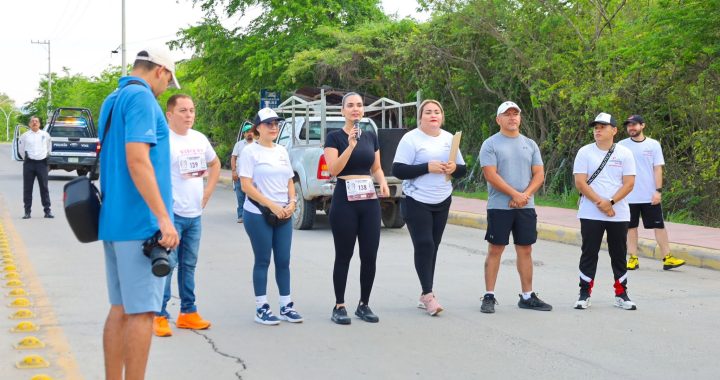 Primera Carrera del día del Nutriólogo reúne a familias y promueve una vida saludable en Bahía de Banderas.