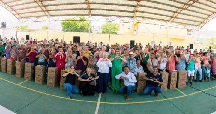 Amatlán de Cañas recibe el respaldo del Corazón de Nayarit.