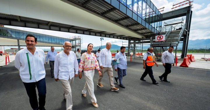 Miguel Ángel Navarro supervisa avances del nuevo Aeropuerto Internacional Tepic-Riviera Nayarit.