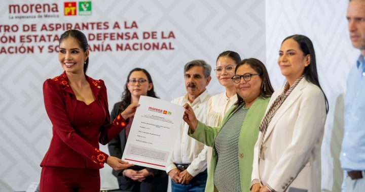 Geraldine Ponce va por Nayarit ; formaliza su registro en Morena.