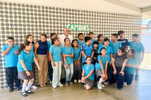Escucha Miguel Ángel Navarro a comunidad escolar del plantel Profesor Rafael Ramírez