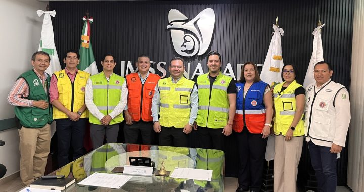 Instala IMSS Nayarit Mesa Permanente de Atención para temporada de lluvias y ciclones 2026.