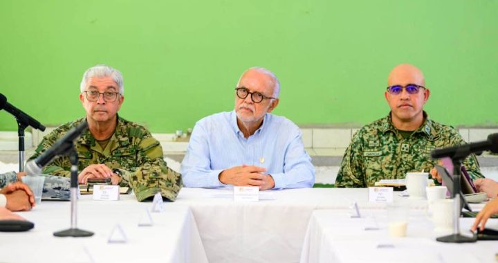 Miguel Ángel Navarro encabeza Mesa de Seguridad en comunidad serrana de Acaponeta.