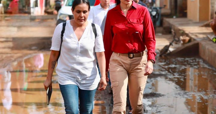 GERALDINE CUMPLE ; LLEVA AYUDA Y SOLUCIONES A LAS FAMILIAS DE AHUACATLÁN.