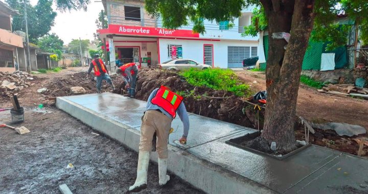 Avanza obra priorizada por vecinos en la colonia San Juanito.