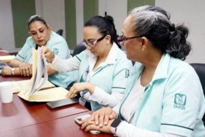 Labor conjunta del IMSS Sonora y Sinaloa mejora la vida de 16 pacientes en primera Jornada de Cirugías de Columna.