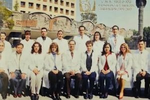 Orden, disciplina y talento: doctor Francisco José Avelar Garnica, más de 56 años de servicio en el IMSS.