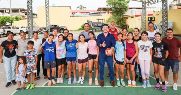Respalda Israel Santillán a jóvenes basquetbolistas rumbo al nacional de Minibasket 2026.