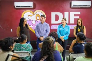 Israel Santillán refrenda su compromiso con las madres buscadoras de Bahía de Banderas.