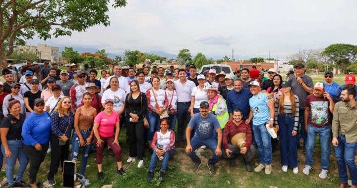 Israel Santillán encabeza nueva jornada del Limpiatón en San Vicente.