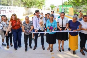 Israel Santillán fortalece el bienestar animal con más adopciones responsables.