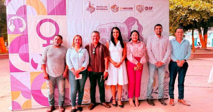 Caravana de la Mujer llevó apoyos y oportunidades para las mujeres de San Vicente.