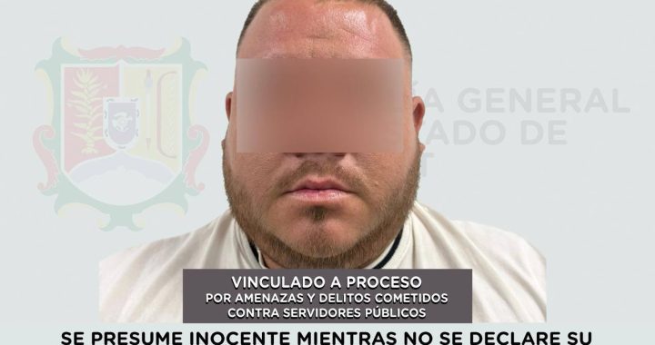 VINCULADO A PROCESO POR AMENAZAS Y DELITOS COMETIDOS CONTRA SERVIDORES PÚBLICOS.