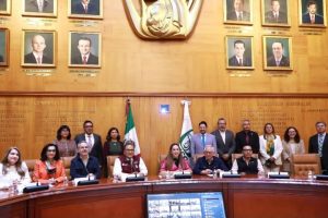 IMSS reafirma su política de derechos humanos para garantizar acceso efectivo a la salud y seguridad social.
