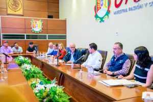 Miguel Ángel Navarro da seguimiento a puesta en marcha del Canal Centenario y su zona de riego.