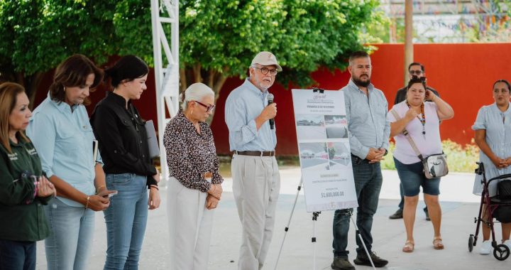 Miguel Ángel Navarro y Beatriz Estrada cumplen compromiso con la primaria “20 de Noviembre” de Aután, en San Blas .