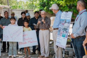 Miguel Ángel Navarro y Beatriz Estrada supervisan obras y amplían apoyos en primaria de Santiago Ixcuintla.