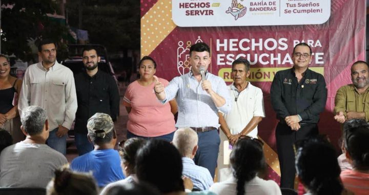 Israel Santillán fortalece el diálogo con vecinos de Mezcalitos con jornada “Hechos para Escucharte”.
