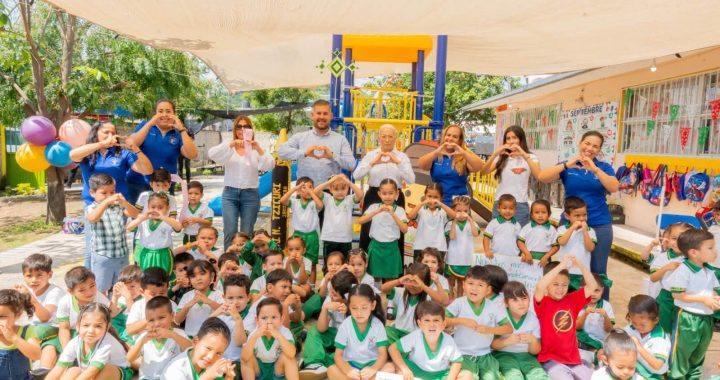 Hay recibimientos que se quedan en el corazón; Beatriz Estrada Martínez .