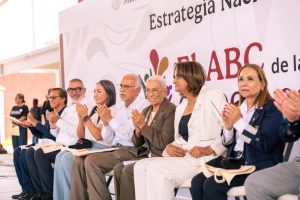 Miguel Ángel Navarro y Beatriz Estrada presentan en Nayarit “El ABC de las Emociones”.