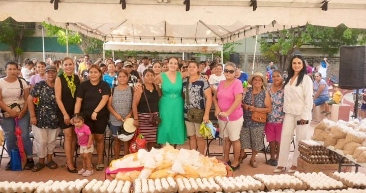 Lleva Margui Zúñiga el “Mercadito” a San José del Valle.