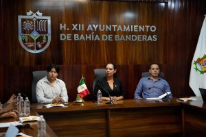Gobierno de Bahía de Banderas impulsa estrategia para fortalecer el alumbrado público en el municipio .