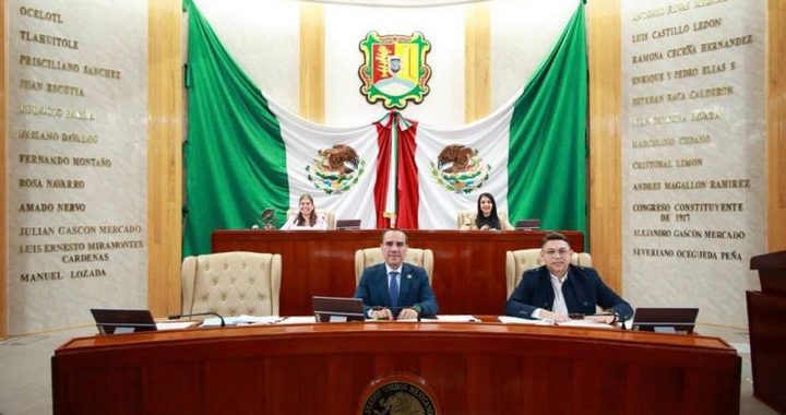 Llama Congreso a comparecer a titulares del Gobierno Estatal .