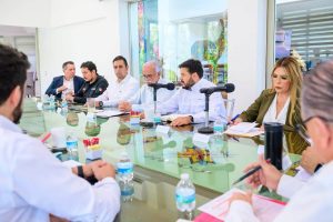 Miguel Ángel Navarro impulsa inversión cercana a mil 100 mdp en agua y saneamiento para Compostela .
